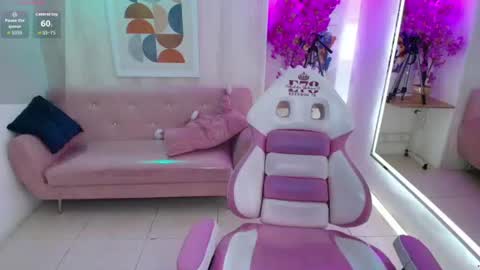Snapshot of kiitty__meow chatting on July 2026 12:22:01 PM Kitty online show from July 2026 12:22:01 PM
