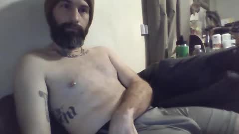 Snapshot of kiki1458 chatting on February 2026 03:32:02 AM kiki1458 online show from February 2026 03:32:02 AM