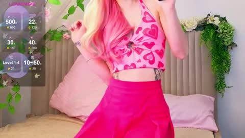 kiki_blue_eyes online show from October 2025 05:38:02 AM