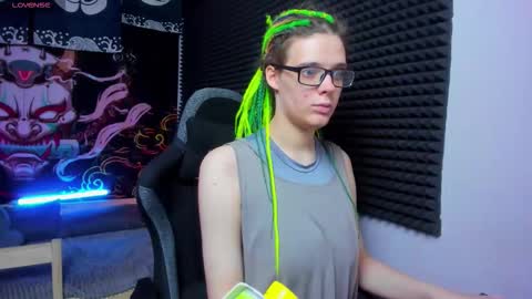 Kiki online show from September 2025 09:58:02 AM