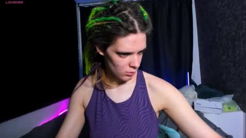 Kiki online show from November 2025 10:41:02 AM