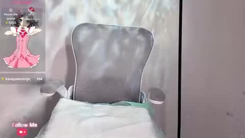 Snapshot of kiki_loveu chatting on December 2024 10:17:01 AM kiki_loveu online show from December 2024 10:17:01 AM