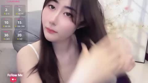 Snapshot of kiki_loveu chatting on May 2026 07:37:02 AM kiki_loveu online show from May 2026 07:37:02 AM