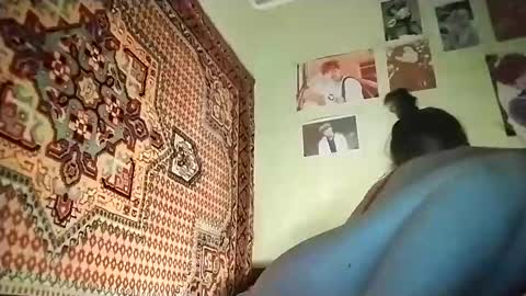 kikibang_ online show from May 2026 07:32:02 PM