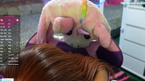 kiki online show from March 2026 10:32:01 PM