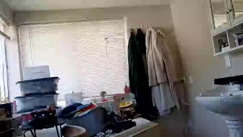 kikilovespartylights online show from April 2026 06:45:02 PM