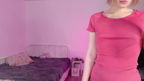 Kiki online show from April 2026 10:13:01 AM