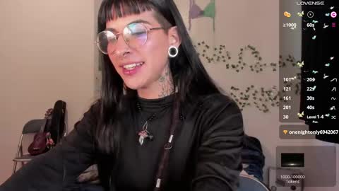 Bella online show from April 2026 08:12:02 PM