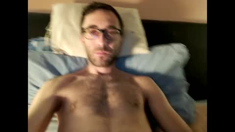 Snapshot of killua1993 chatting on October 2025 11:43:02 AM kingstoned online show from October 2025 11:43:02 AM