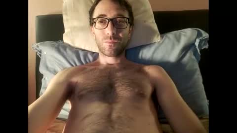 Snapshot of killua1993 chatting on November 2025 12:00:02 PM kingstoned online show from November 2025 12:00:02 PM