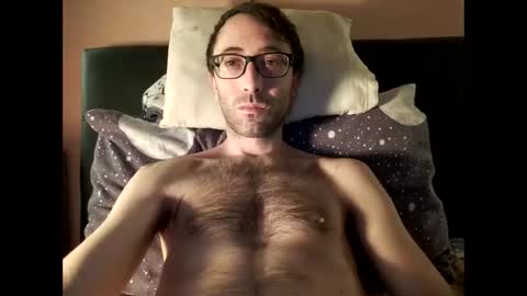 Snapshot of killua1993 chatting on December 2025 08:41:01 AM kingstoned online show from December 2025 08:41:01 AM