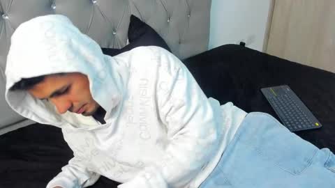 Kiltrohot online show from February 2026 01:20:02 AM