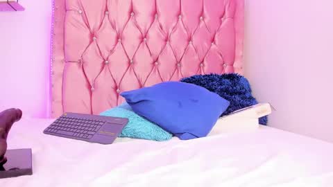 kim online show from March 2025 10:53:01 PM