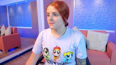 Snapshot of kim_brown_ chatting on February 2025 12:06:02 PM Kim online show from February 2025 12:06:02 PM