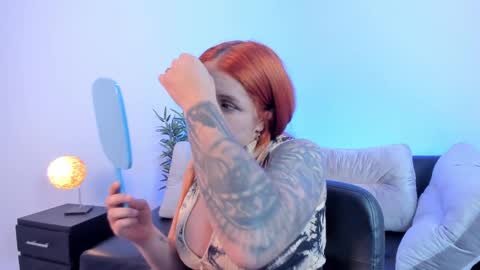 Snapshot of kim_brown_ chatting on March 2025 11:00:02 AM Kim online show from March 2025 11:00:02 AM