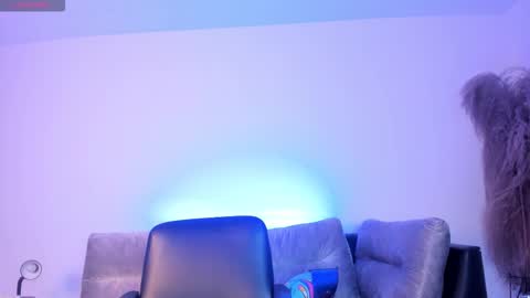 Snapshot of kim_brown_ chatting on September 2025 10:37:01 AM Kim online show from September 2025 10:37:01 AM