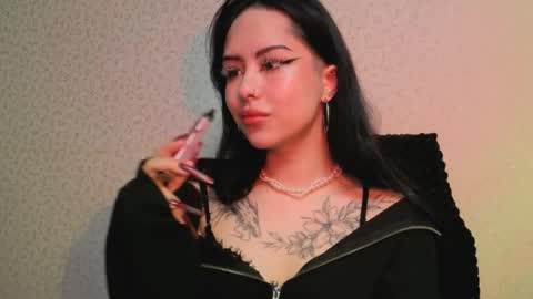 Kim online show from May 2026 11:21:02 PM