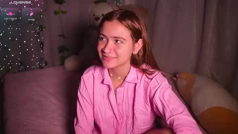 ISABELLA 3 online show from January 2025 06:00:01 AM