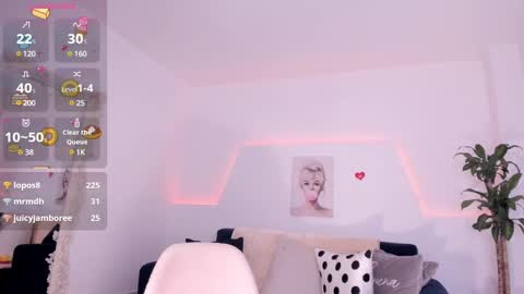 Snapshot of kim_ev chatting on March 2025 07:49:02 AM Kim online show from March 2025 07:49:02 AM