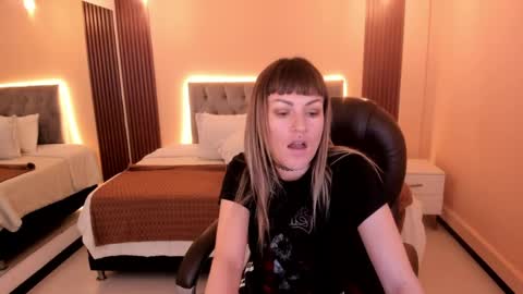 Kim Jeins666 online show from May 2026 07:20:02 PM