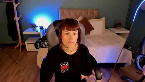 Kim Jeins666 online show from June 2026 06:53:01 PM