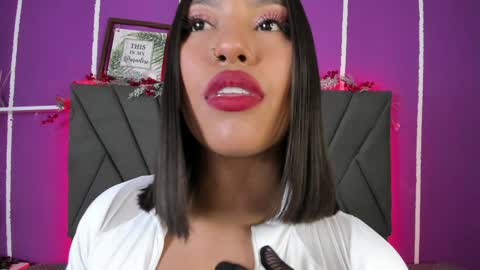 Snapshot of kim_johnsson chatting on January 2025 06:48:01 PM kim online show from January 2025 06:48:01 PM