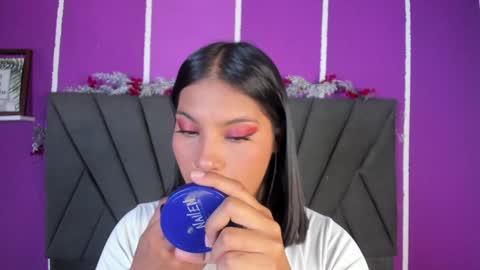 Snapshot of kim_johnsson chatting on February 2025 02:22:02 AM kim online show from February 2025 02:22:02 AM