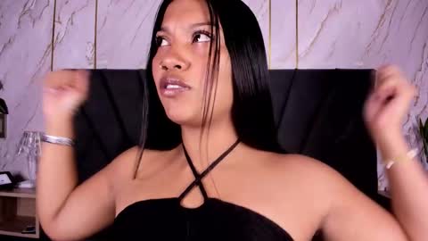 Snapshot of kim_johnsson chatting on September 2025 07:02:02 PM kim online show from September 2025 07:02:02 PM