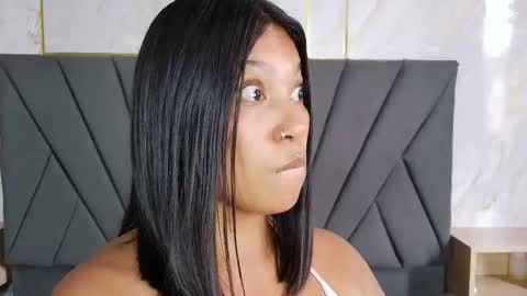 Snapshot of kim_johnsson chatting on November 2025 07:05:01 PM kim online show from November 2025 07:05:01 PM