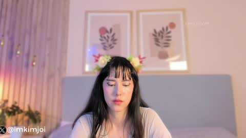 Snapshot of kim_joi_ chatting on April 2026 01:41:01 PM Kim Joi online show from April 2026 01:41:01 PM