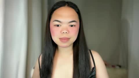 Snapshot of kim_kyile chatting on January 2026 10:04:02 PM KYLIE online show from January 2026 10:04:02 PM