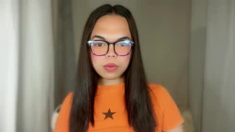 Snapshot of kim_kyile chatting on January 2026 10:03:02 PM KYLIE online show from January 2026 10:03:02 PM