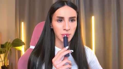 Kim Oberlin online show from November 2025 04:06:01 PM