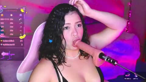 Snapshot of kim_saenz20 chatting on October 2025 04:21:01 AM Kim Mishell online show from October 2025 04:21:01 AM