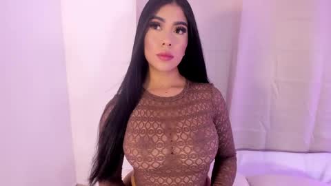 Snapshot of kimberlin_cam_ chatting on March 2026 07:40:01 PM Kimberlin online show from March 2026 07:40:01 PM