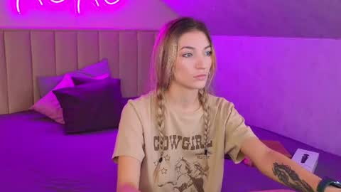 kimberlly_smith online show from July 2026 11:40:01 PM