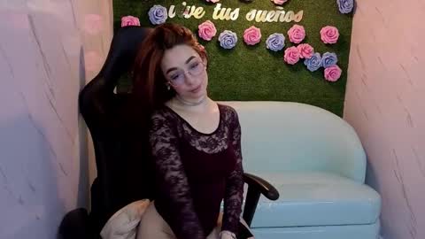 Kim online show from February 2026 07:53:01 PM