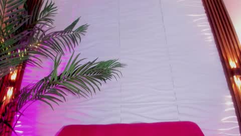 kimberly gonzalez online show from September 2025 03:30:02 AM