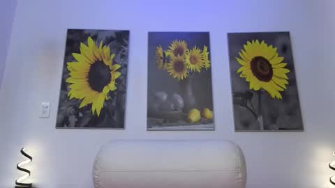 Snapshot of kimberly_gray__ chatting on November 2025 12:51:01 PM krystal online show from November 2025 12:51:01 PM