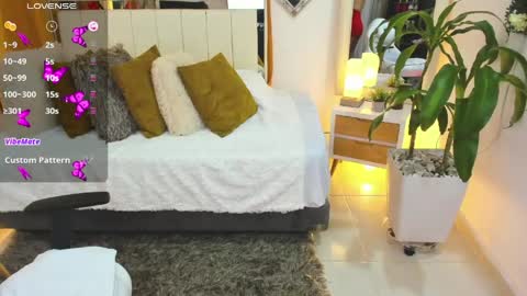 Snapshot of kimberly_milf5 chatting on June 2026 10:21:02 AM Kimberly online show from June 2026 10:21:02 AM