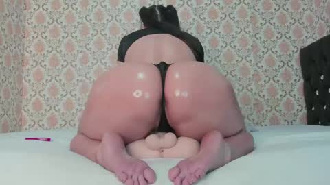 Kimberly online show from May 2026 11:01:02 PM