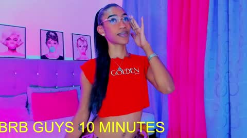 Snapshot of kimberly_thompsom chatting on December 2024 06:01:02 PM Your Queen KIM online show from December 2024 06:01:02 PM