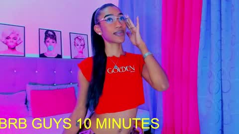 Snapshot of kimberly_thompsom chatting on January 2025 02:02:01 AM Your Queen KIM online show from January 2025 02:02:01 AM