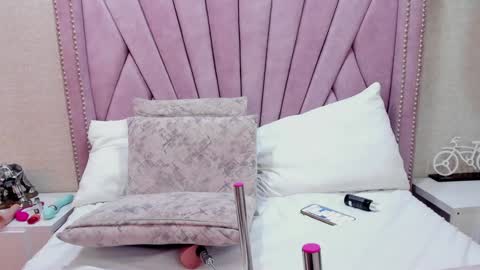 Snapshot of kimbrookss chatting on January 2025 02:46:01 PM KimBrooks online show from January 2025 02:46:01 PM