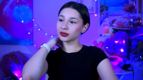 kimclarks online show from September 2025 09:37:02 PM