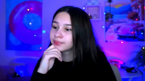 kimclarks online show from September 2025 08:30:01 AM