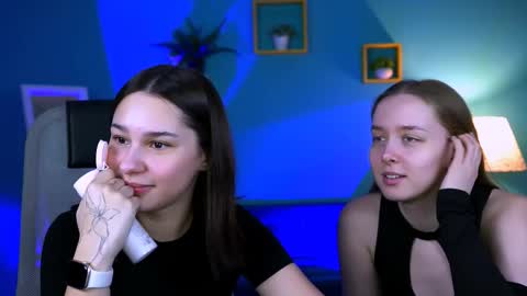 kimclarks online show from October 2025 06:29:01 PM