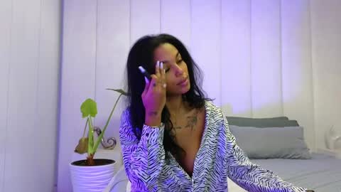 Kim online show from January 2025 06:05:01 AM