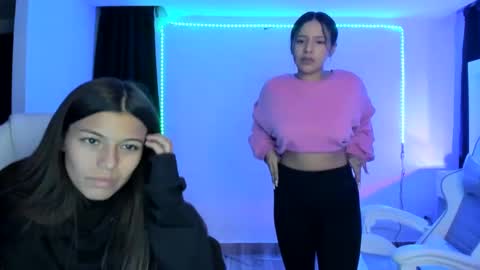 kimmi online show from December 2024 11:07:01 PM