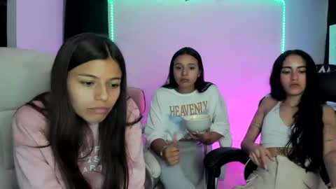 kimmi online show from January 2025 11:38:01 PM